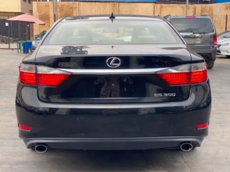 Lexus ES 350   - 2013