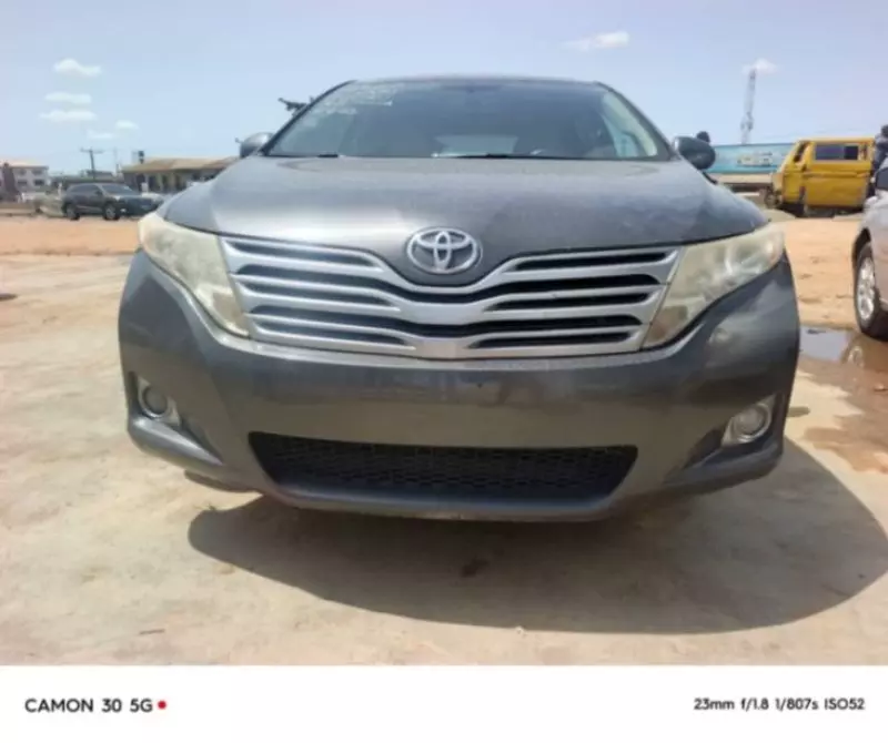 Toyota Venza   - 2011