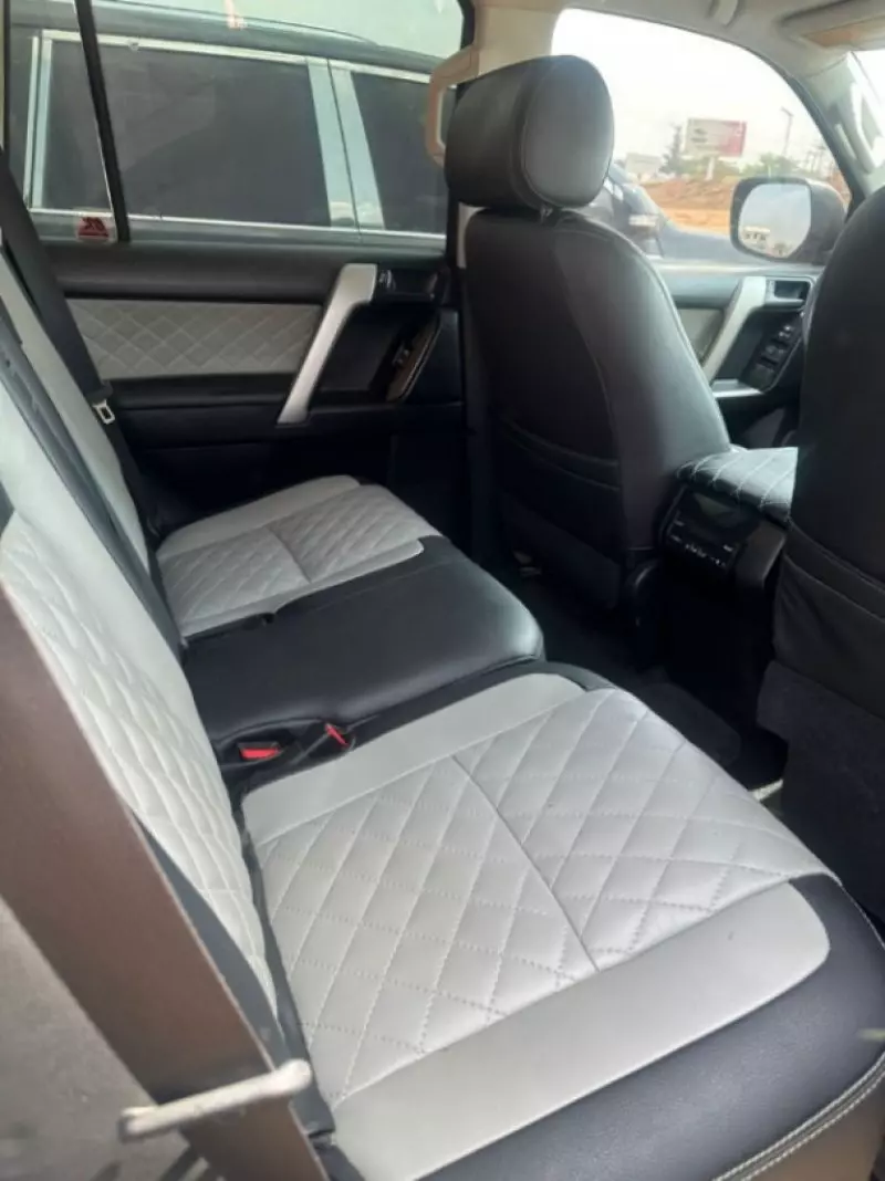 Toyota Land Cruiser Prado   - 2014