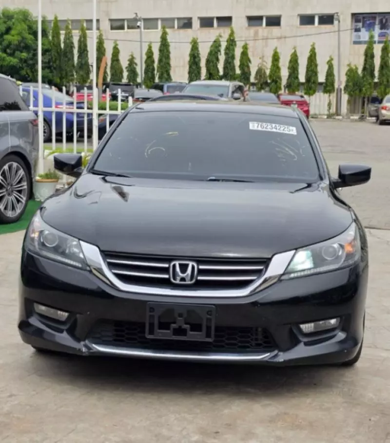 Honda Accord   - 2014