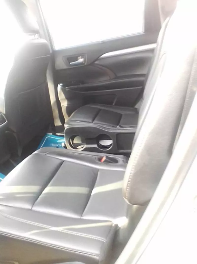 Toyota Highlander   - 2019