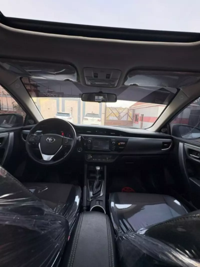 Toyota Corolla   - 2015