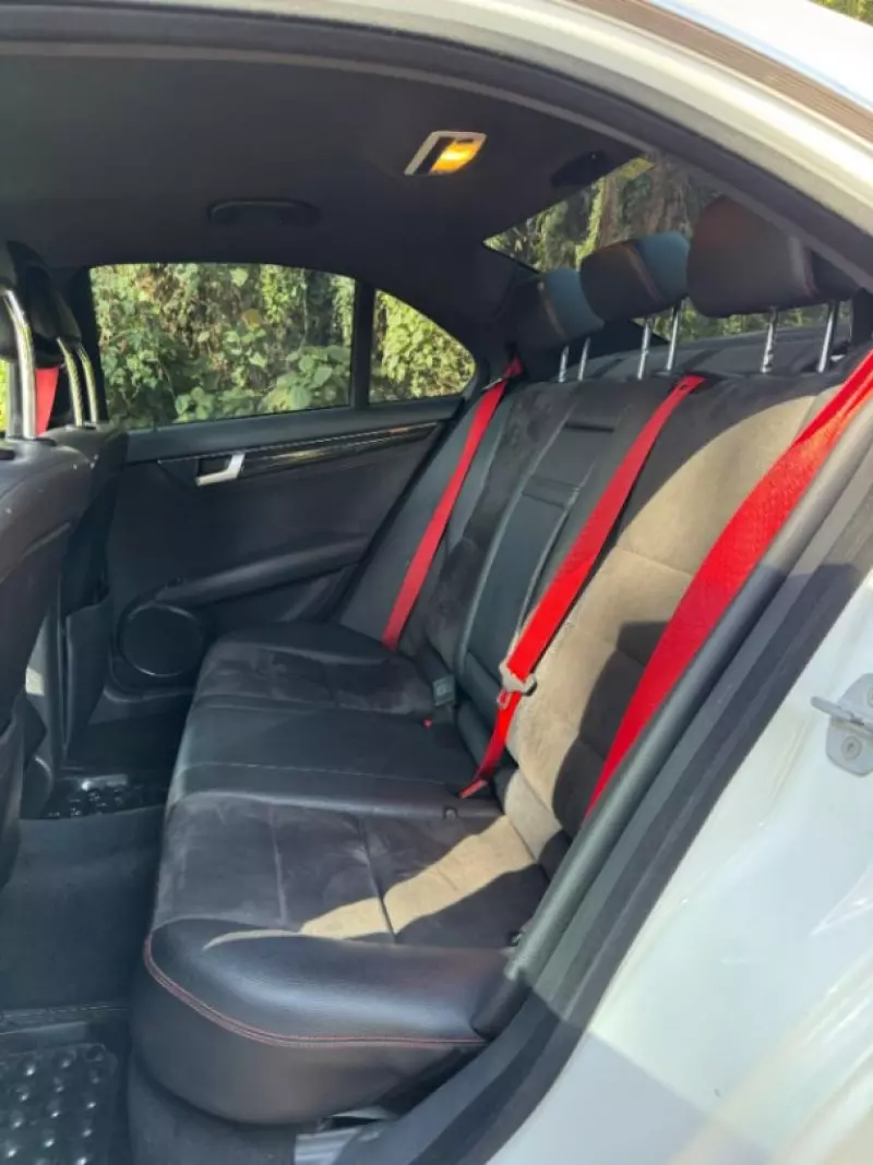 Mercedes-Benz C 200   - 2013