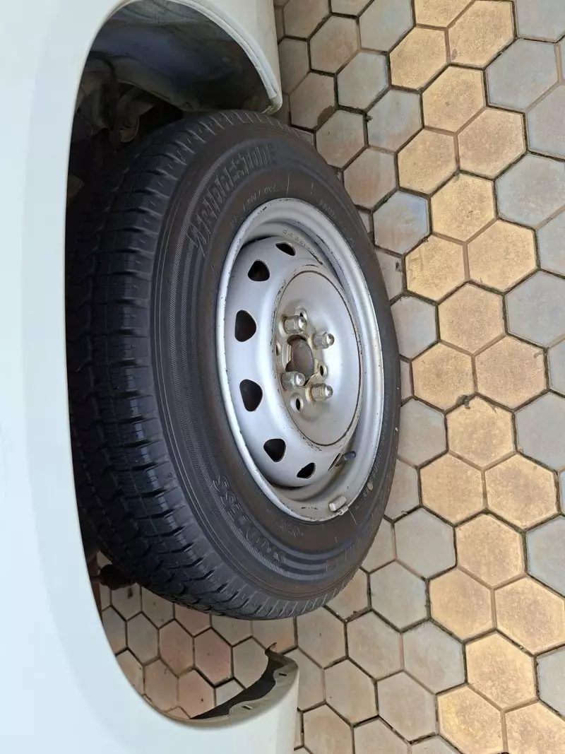 Toyota Probox    - 2016