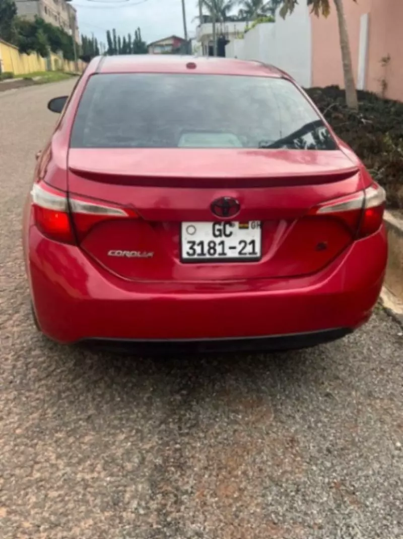 Toyota Corolla   - 2015