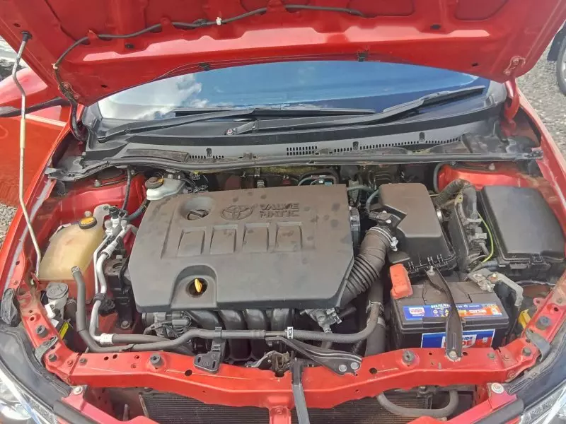 Toyota Auris   - 2012