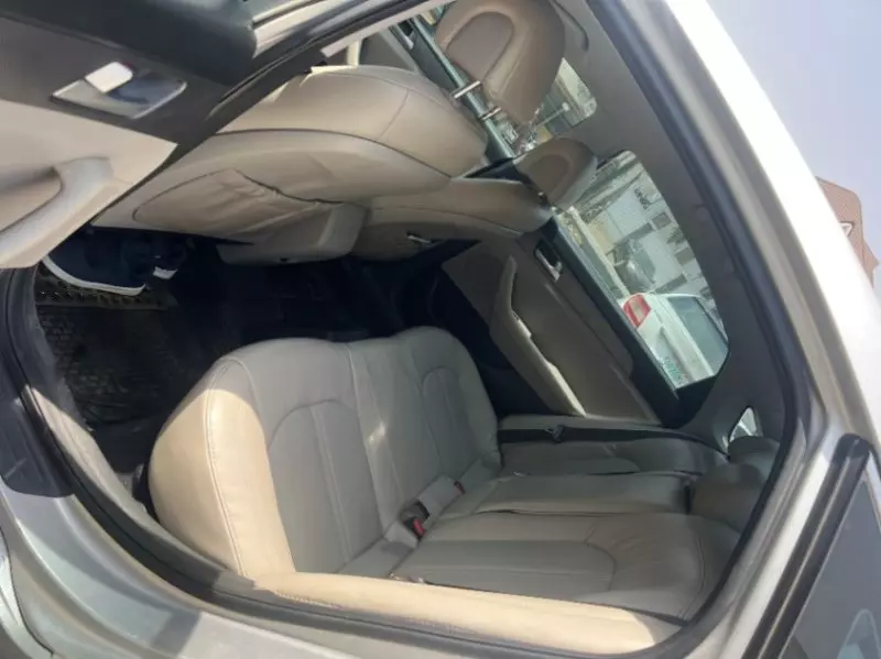 Hyundai Sonata   - 2015