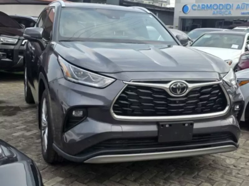 TOYOTA Highlander   - 2024