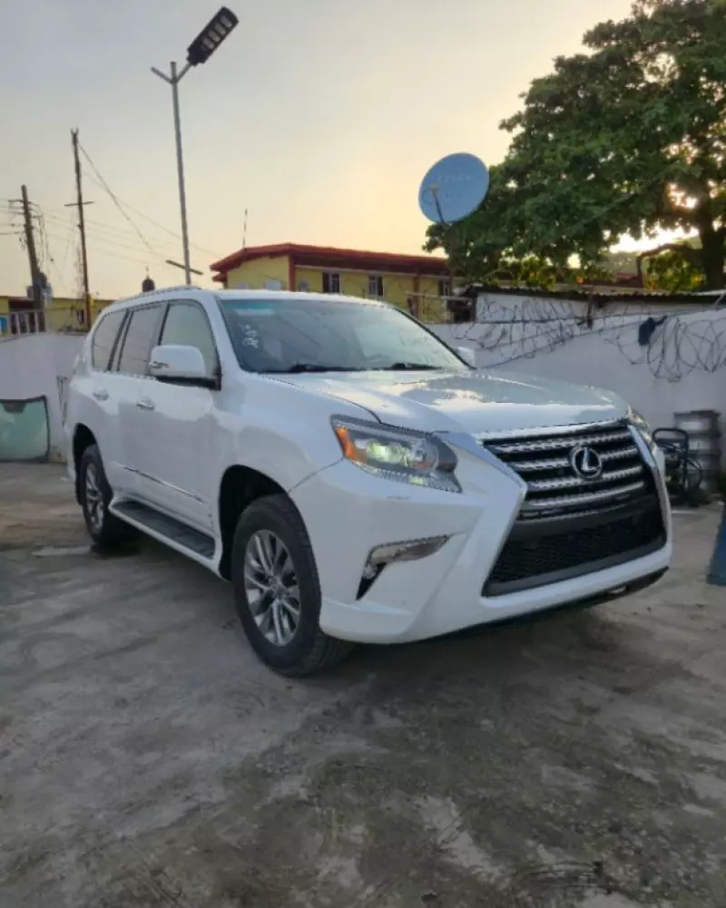Lexus GX   - 2016