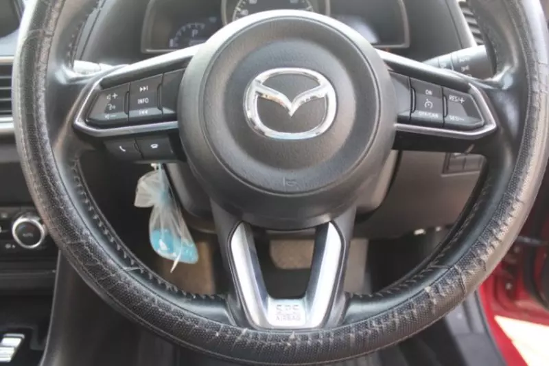 Mazda Axela    - 2016