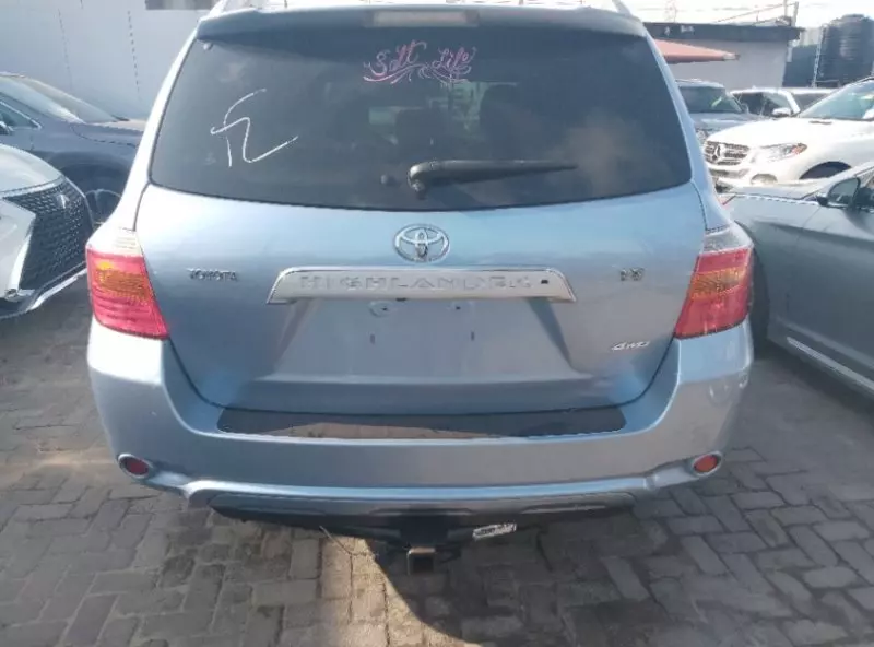 Toyota Highlander   - 2009