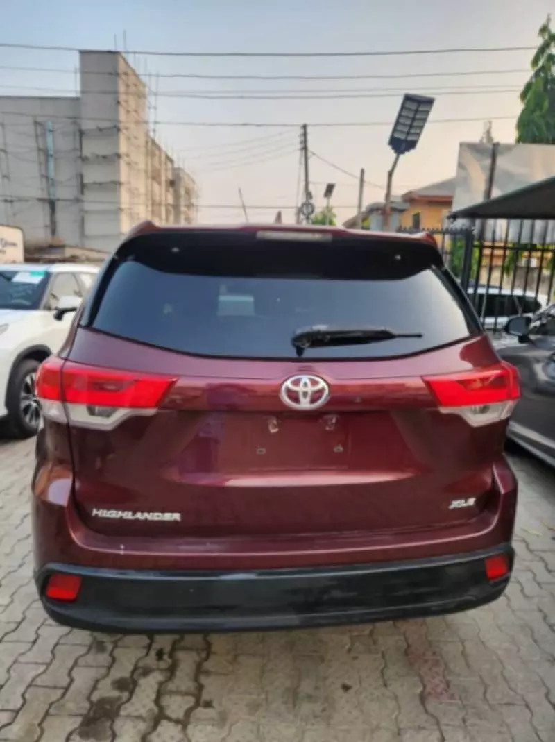 TOYOTA Highlander - 2018