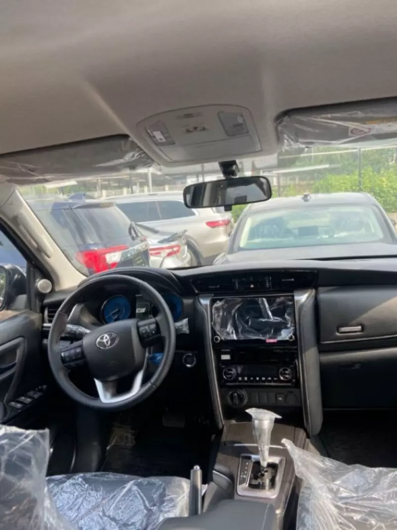Toyota Fortuner   - 2024