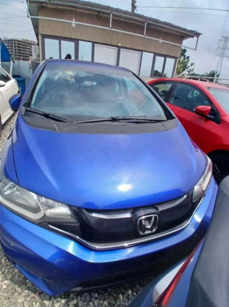 Honda Fit   - 2017