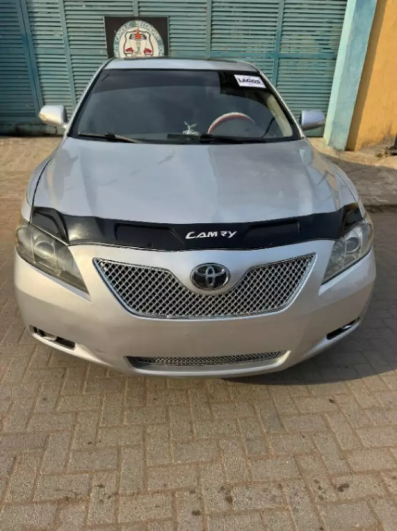 Toyota Camry   - 2007