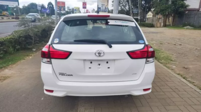 Toyota Fielder    - 2019