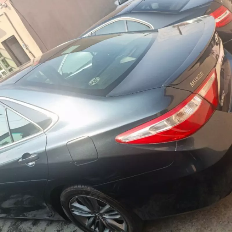 Toyota Camry   - 2007