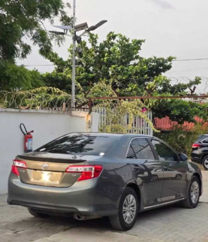 TOYOTA Camry   - 2014