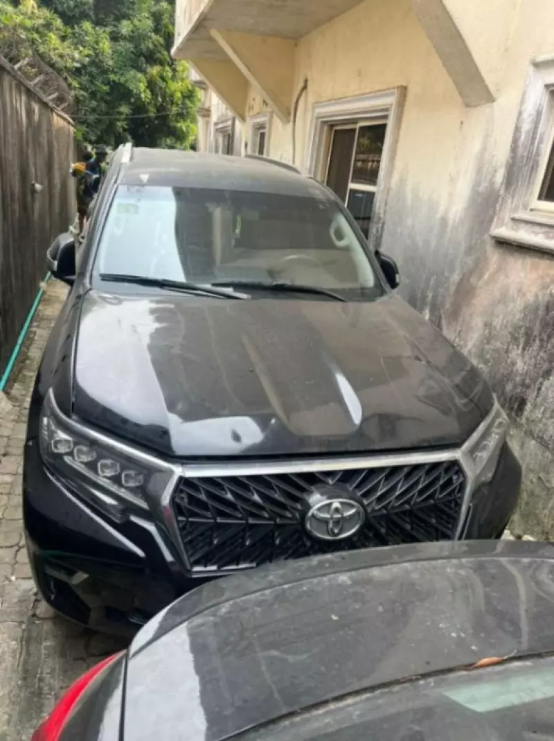 Toyota Landcruiser Prado   - 2012