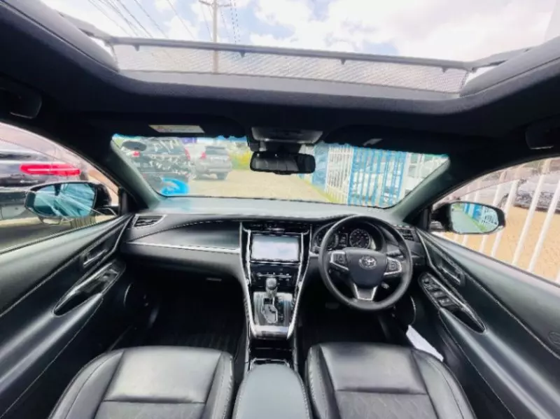 TOYOTA Harrier   - 2018