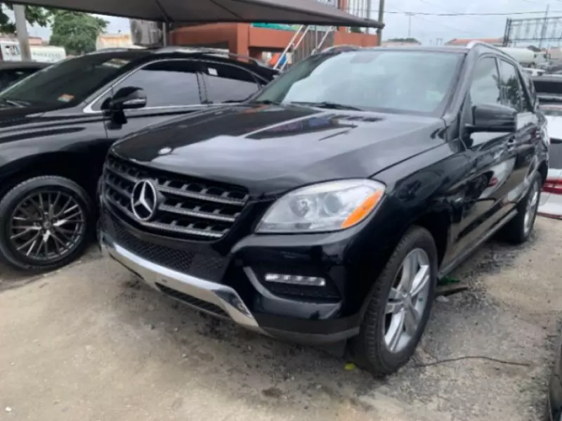 Mercedes-Benz ML 350   - 2012