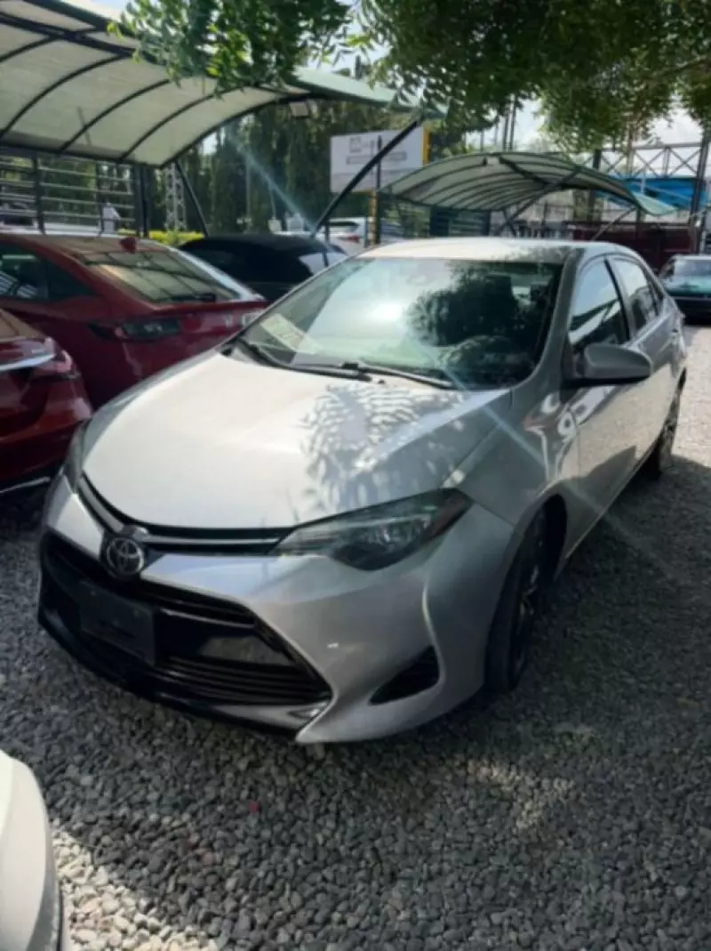 TOYOTA Corolla   - 2018
