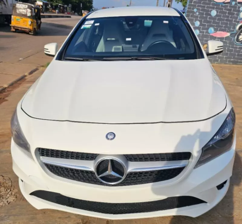 Mercedes-Benz CLA 250   - 2016