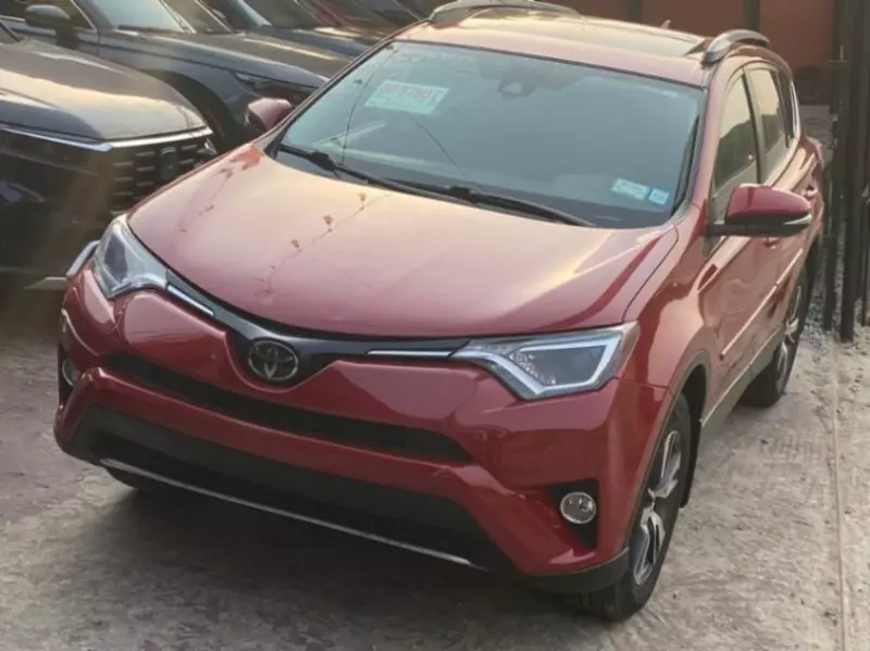 Toyota RAV 4   - 2017