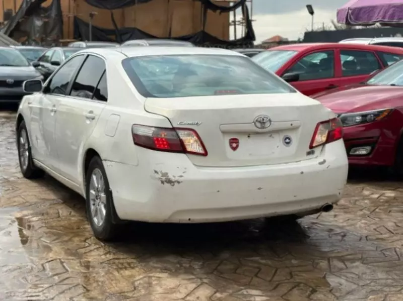 TOYOTA Camry   - 2009