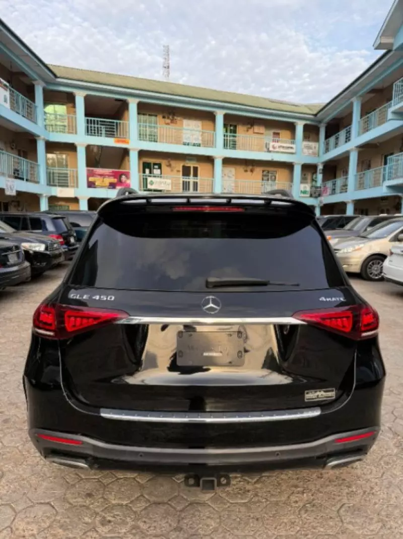 Mercedes-Benz GLE-Class   - 2020