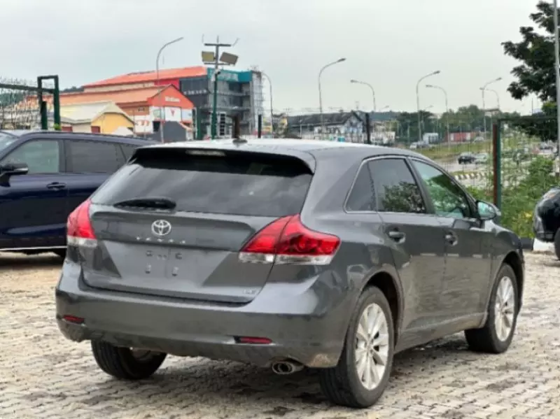 TOYOTA Venza   - 2014
