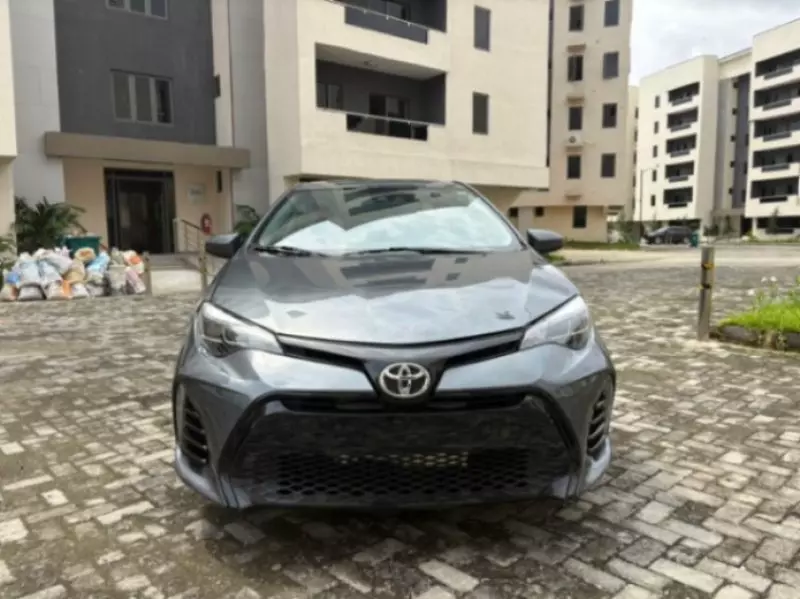 Toyota Corolla - 2018