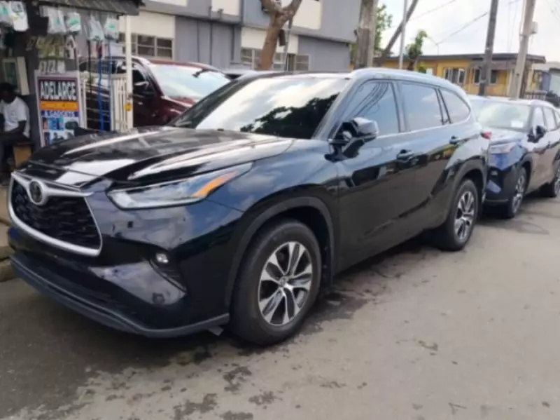 TOYOTA Highlander - 2021
