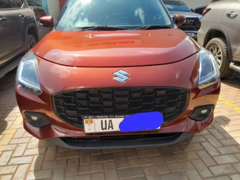 SUZUKI Swift GLX   - 2024