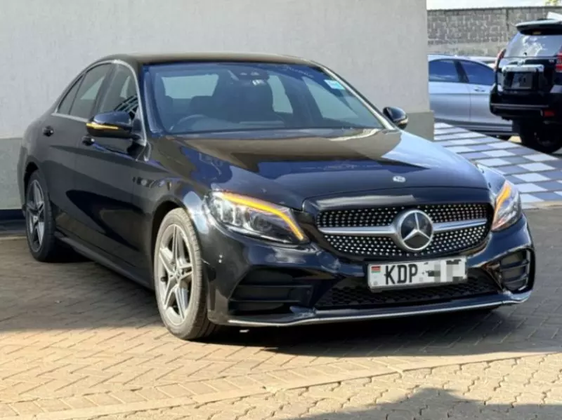 Mercedes-Benz C220   - 2019