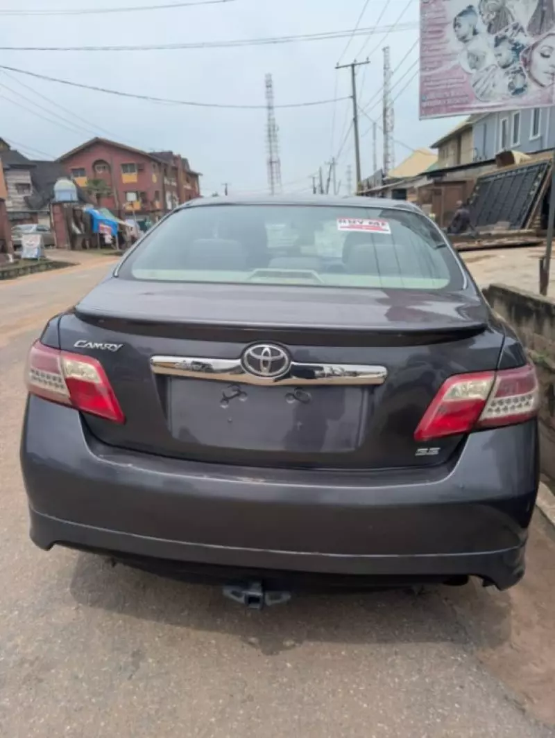 TOYOTA Camry   - 2009