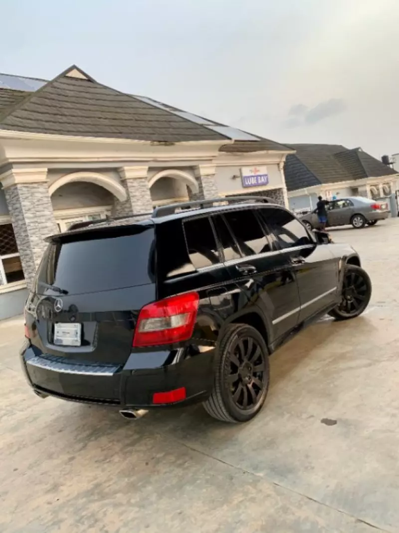 Mercedes-Benz GLK 350   - 2012