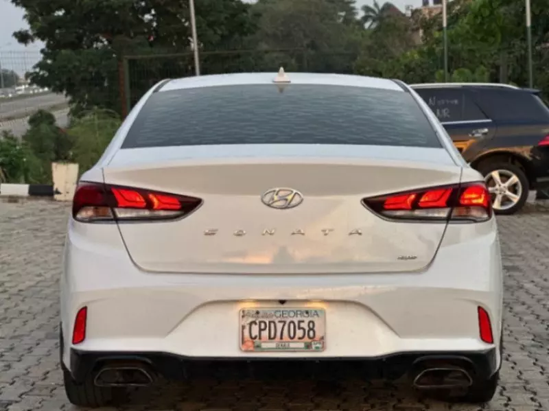 Hyundai Sonata   - 2019