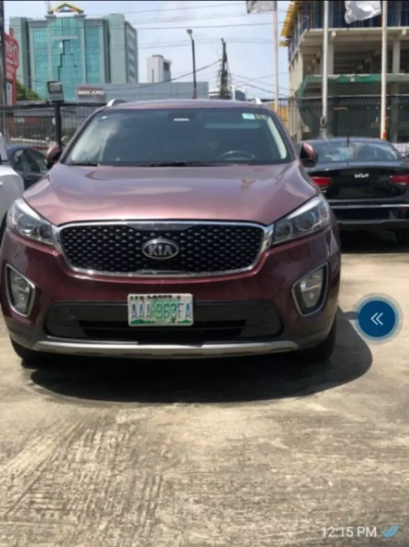 KIA Sorento   - 2017