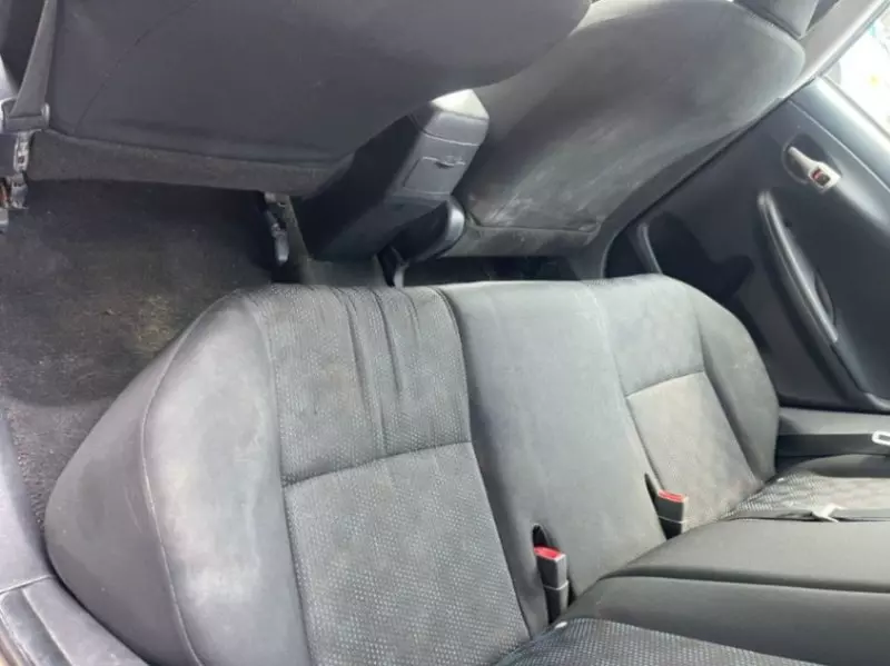 Toyota Corolla   - 2010