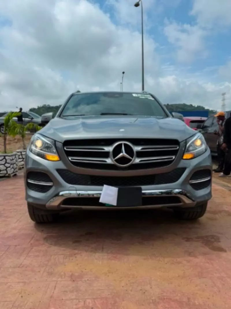 Mercedes-Benz GLE 350   - 2016