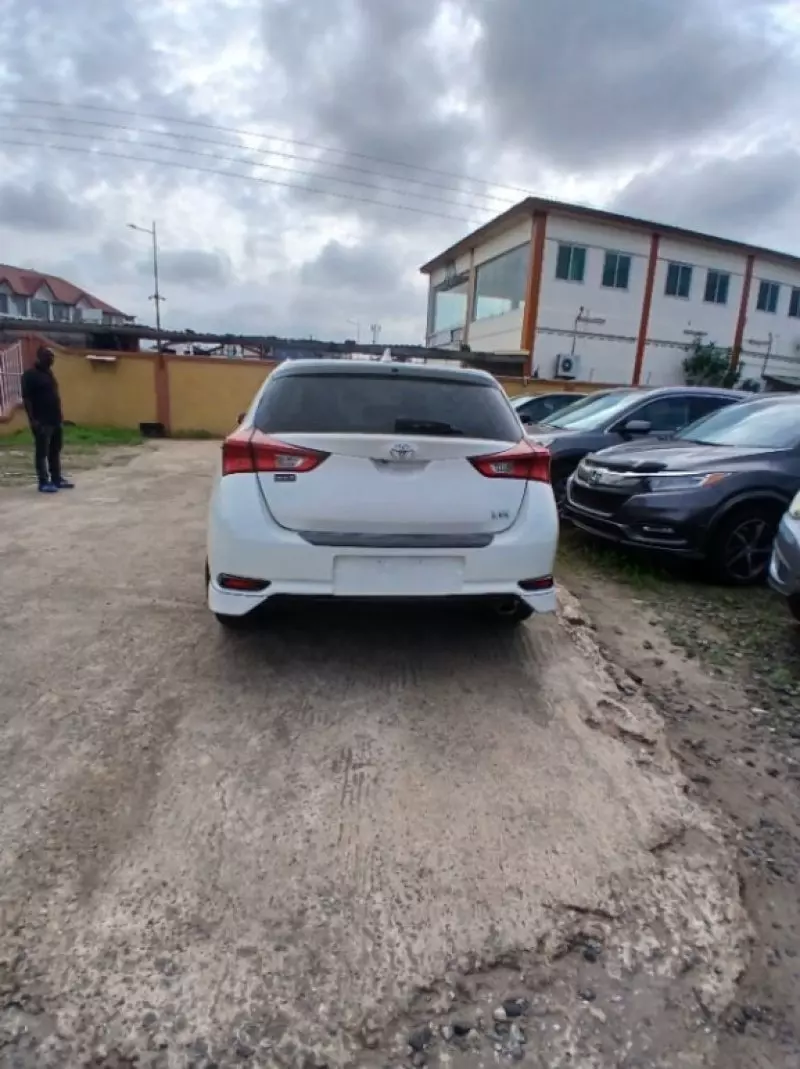 TOYOTA COROLLA iM   - 2017