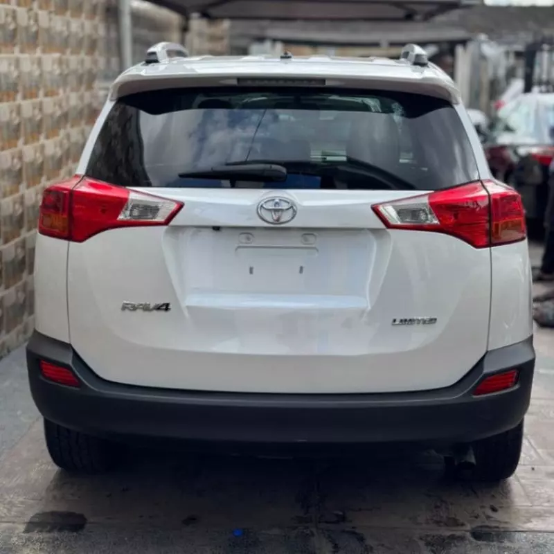 Toyota RAV 4   - 2013
