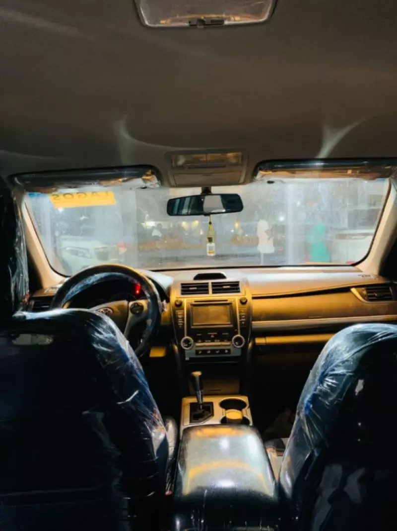 Toyota Camry   - 2013