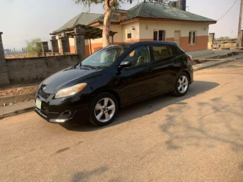 Toyota Corolla Matrix   - 2009