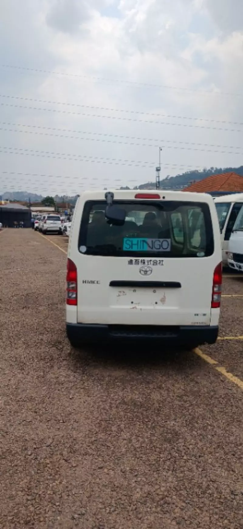 Toyota Hiace   - 2013