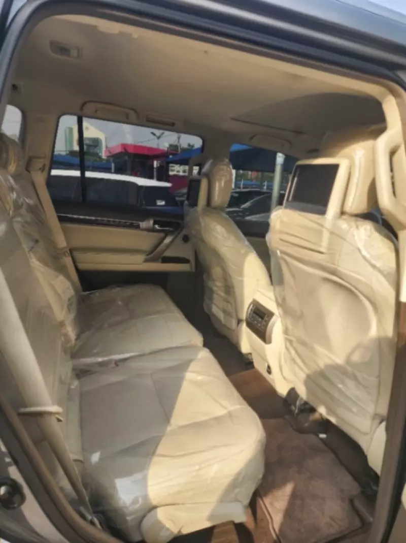 Lexus GX 460   - 2019