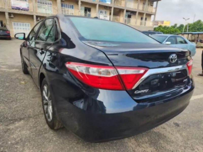 TOYOTA Camry   - 2017