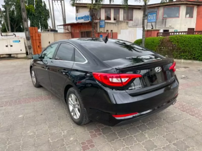 Hyundai SONATA 2,0L BVA GL   - 2016