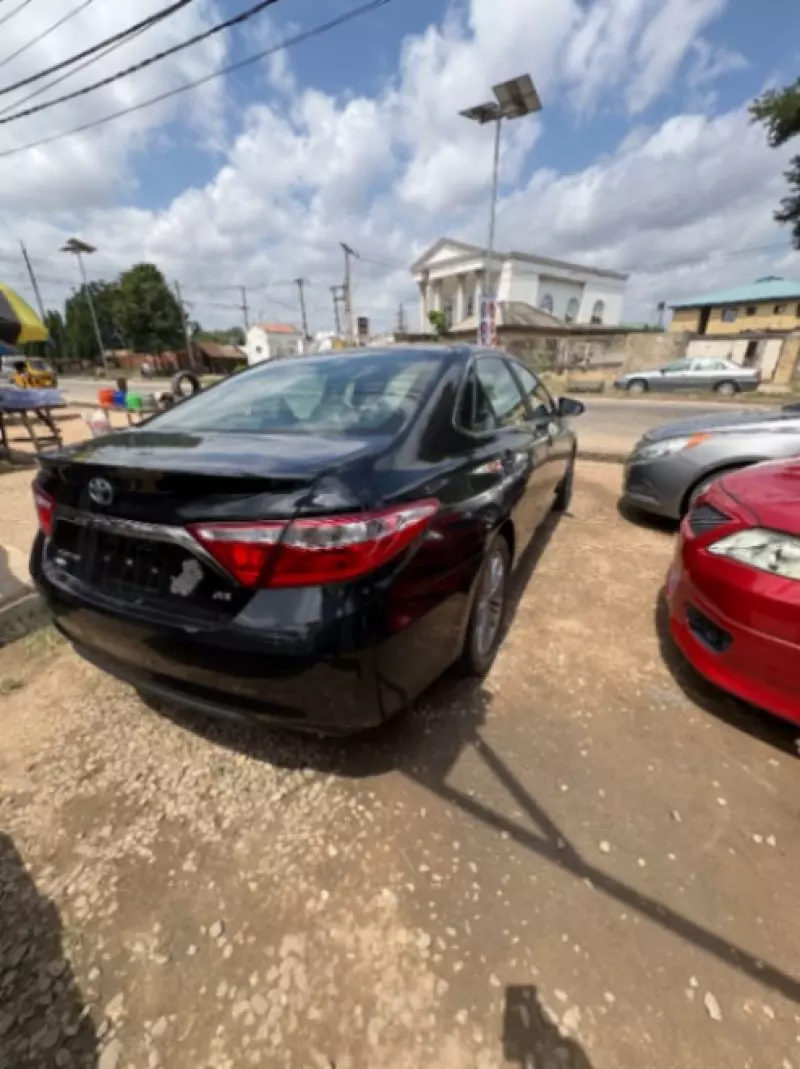 TOYOTA Camry   - 2015